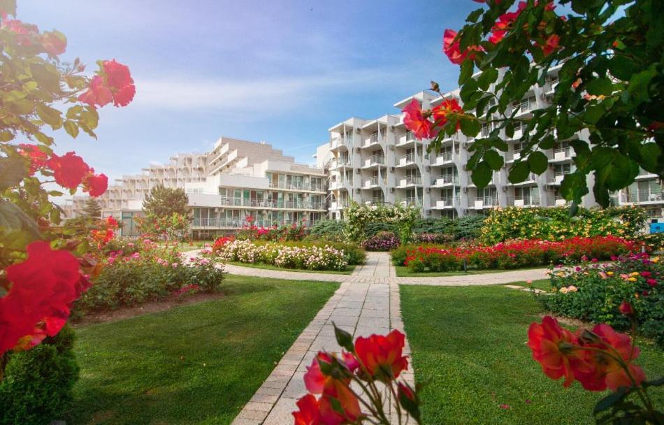 Hotel Laguna Mare Albena Exterior photo